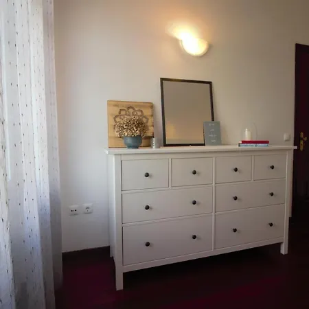 Rose Velvet Apartment Angra do Heroismo