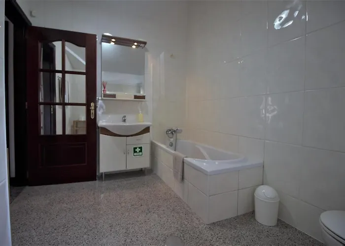 Apartment Rose Velvet Angra do Heroismo